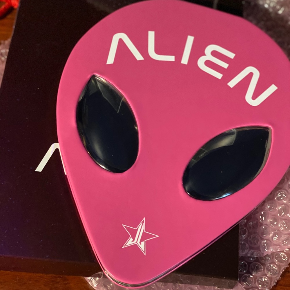 Jeffree star alien pallete